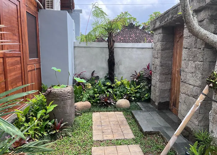 Bale Bali Wooden House Ubud