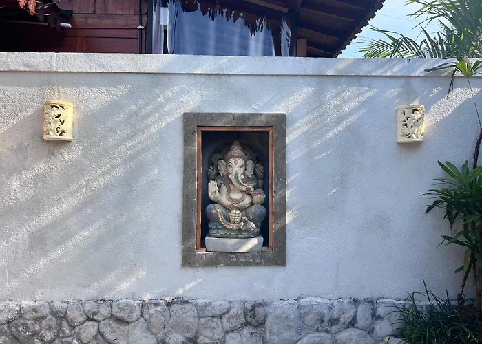 Bale Bali Wooden House Villa Ubud