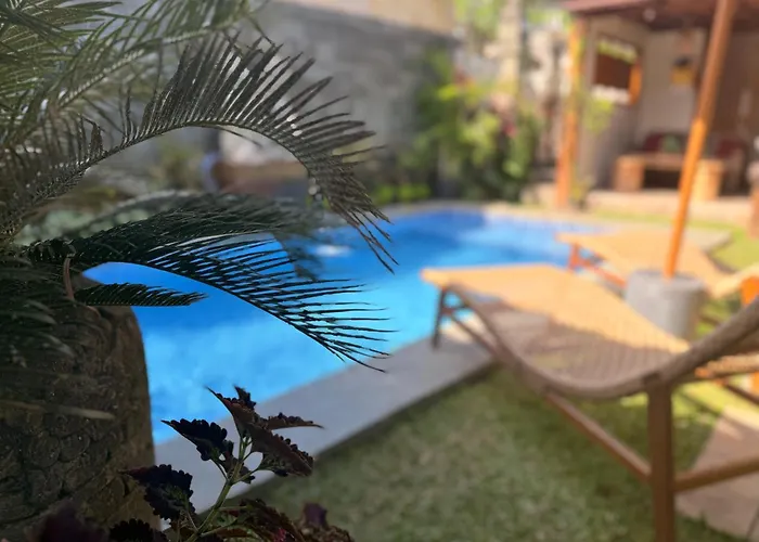 Bale Bali Wooden House Villa