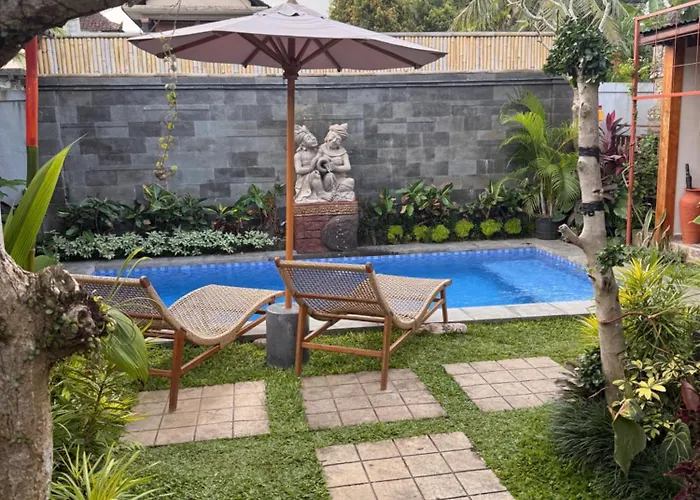 Bale Bali Wooden House Villa