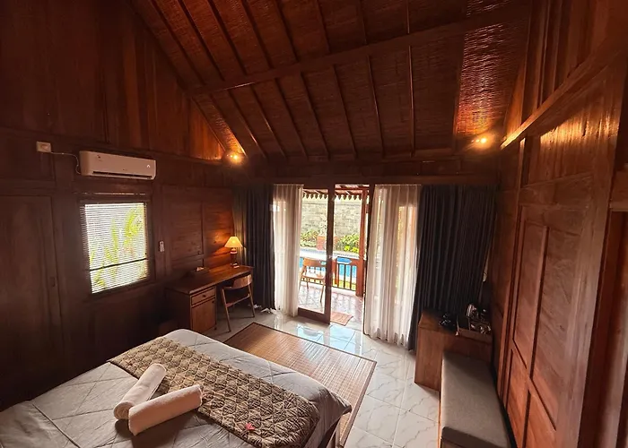 Bale Bali Wooden House Villa Ubud