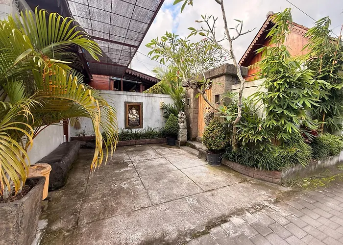 Bale Bali Wooden House Ubud (Bali)